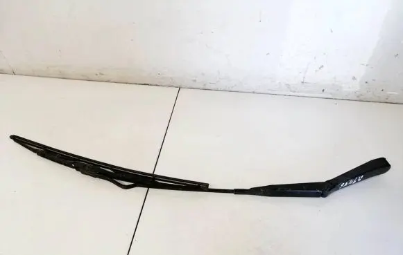 Opel Astra G Front wiper blade arm 90559601rh