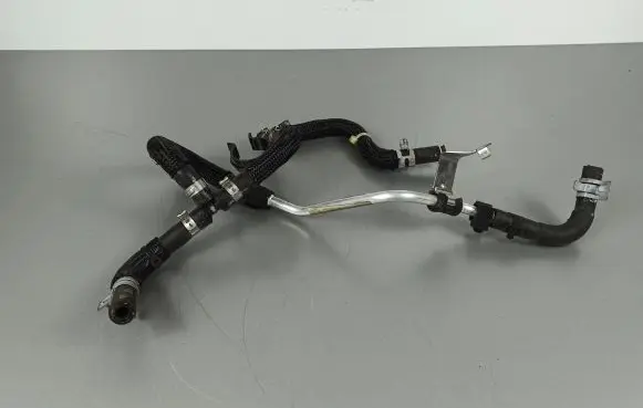 Jeep Grand Cherokee WL Engine coolant pipe/hose