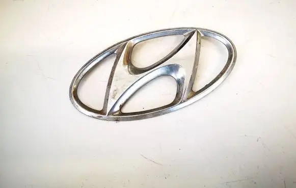 Hyundai Galloper Manufacturer badge logo/emblem 