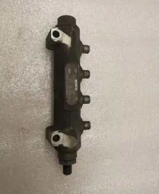 Audi A8 S8 D2 4D Fuel main line pipe 057130089A F00R000253