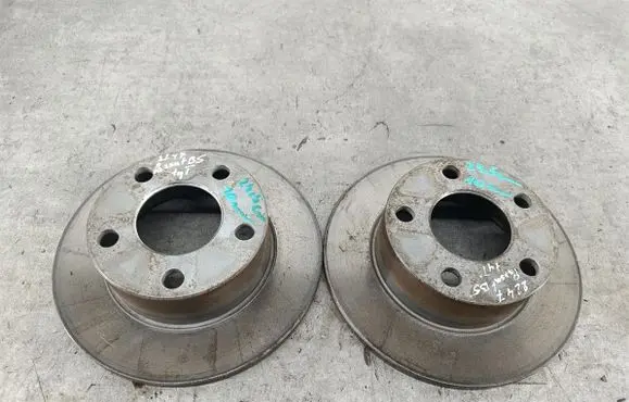Volkswagen PASSAT B5.5 Rear brake disc 