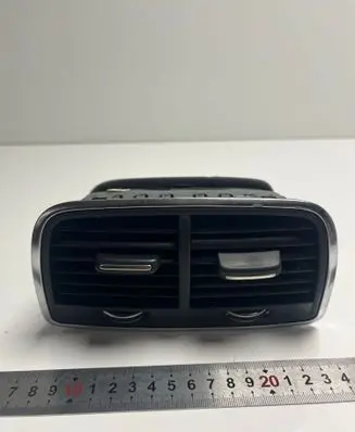 Audi A6 S6 C7 4G Rear air vent grill 4G0819203