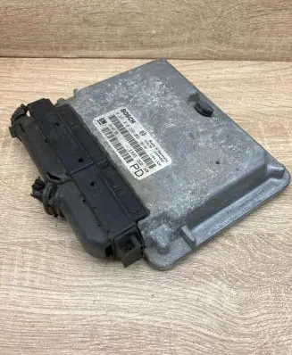 Opel Zafira A Engine control unit/module ECU 24417169 0281010268Used WithPlug