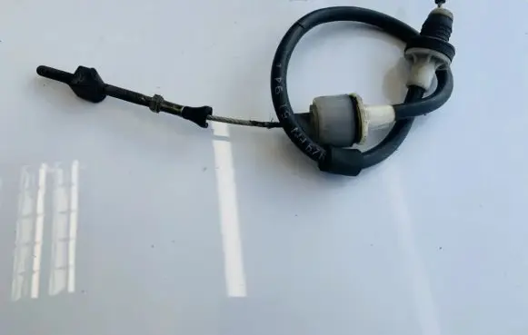 Opel Tigra A Clutch cable 90446929fn