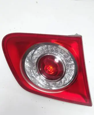 Volkswagen Jetta V Rear/tail lights 4H228 1k5945093