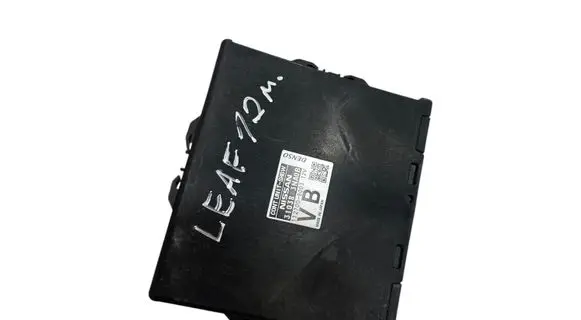 Nissan Leaf I (ZE0) Gearbox control unit/module 310383NA0B