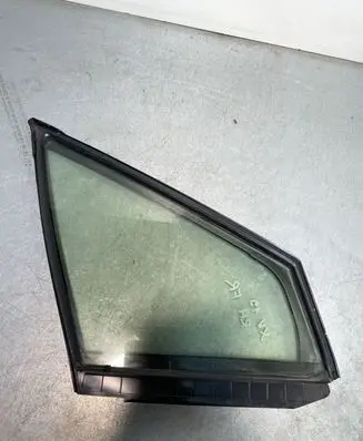 Subaru XV II Front door vent window glass four-door 43R00019