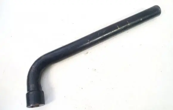 Opel Meriva A Wheel nut wrench 