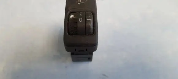 Toyota Avensis Verso Headlight level height control switch
