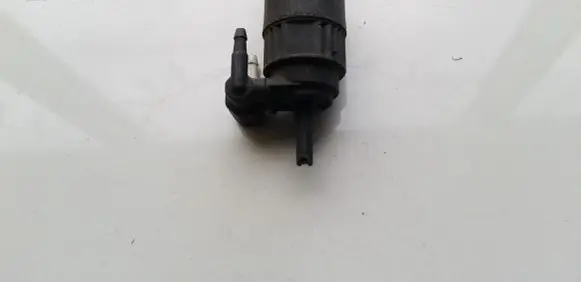 Renault Megane I Windscreen/windshield washer pump 7700821782