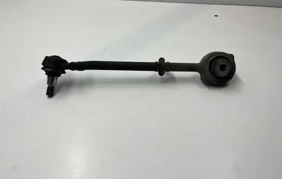 Mercedes-Benz C AMG W204 Front control arm A2043330314