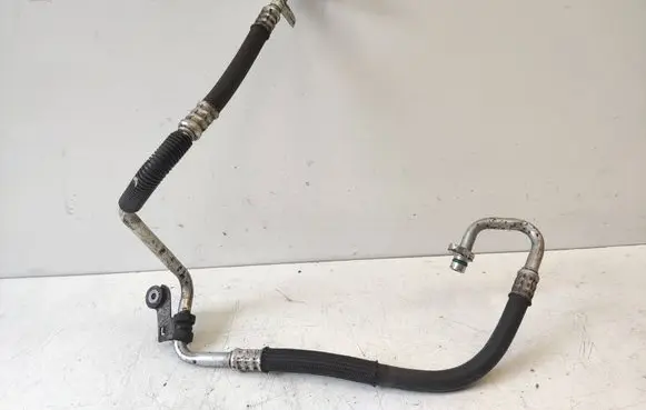 Renault Megane III Air conditioning (A/C) pipe/hose 924902464