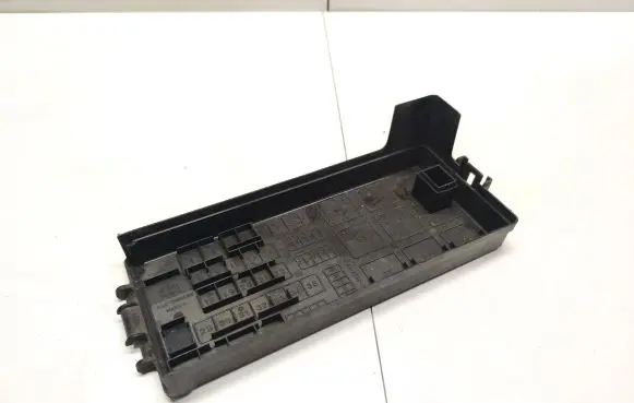 Ford Mustang V Fuse box cover 6E5T14A003AB