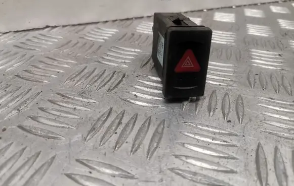 Volkswagen PASSAT B5.5 Hazard light switch 3B0953235D