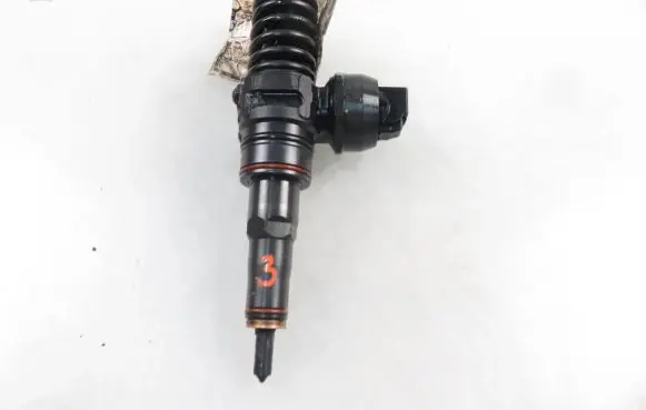 Seat Alhambra (Mk1) Fuel injector 0414720038 038130073AK