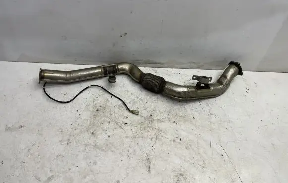 Audi A4 S4 B9 Muffler pipe connector clamp 8W0253300E