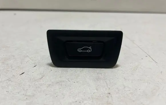 BMW i4 Tailgate/boot open switch button 5A64C24