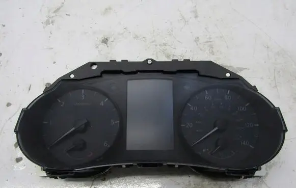 Nissan X-Trail T32 Speedometer (instrument cluster) OEM