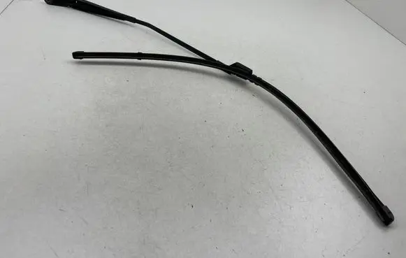 Peugeot 3008 I Windshield/front glass wiper blade 