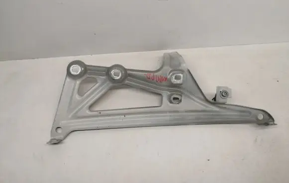 BMW X1 F48 F49 Fender mounting bracket 7329448