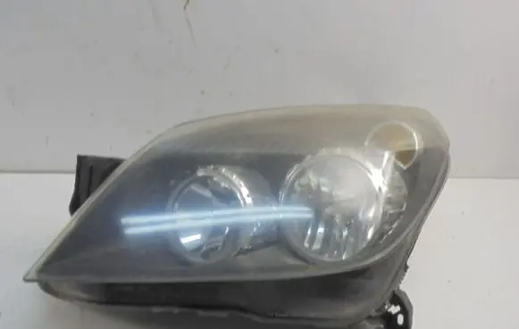 Opel Astra H Headlight/headlamp 20A390L