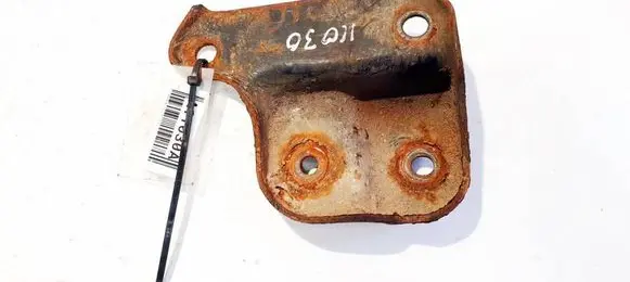 Fiat Freemont Engine mounting bracket 