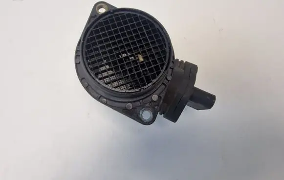Volkswagen PASSAT B5.5 Mass air flow meter 06A906461