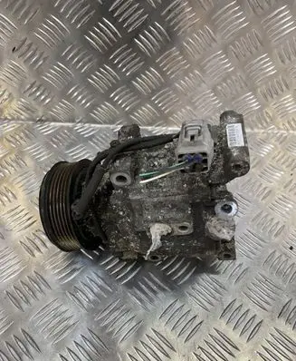 Toyota Corolla Verso E121 Air conditioning (A/C) compressor (pump) 4472206371