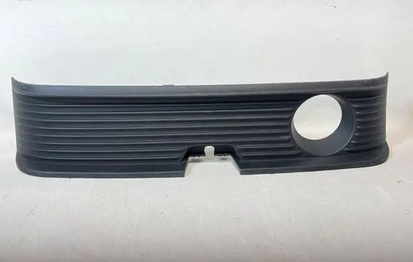 Porsche Taycan 9J1 Front bumper lower grill 9J1807823