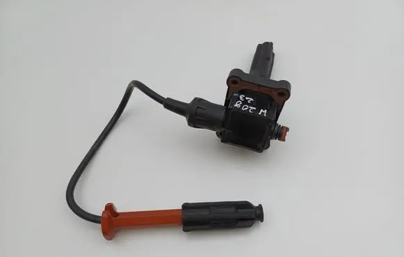 Mercedes-Benz CLK A208 C208 High voltage ignition coil A0001587503