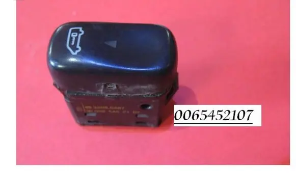 Mercedes-Benz Vito Viano W638 Central locking switch button 0065452107