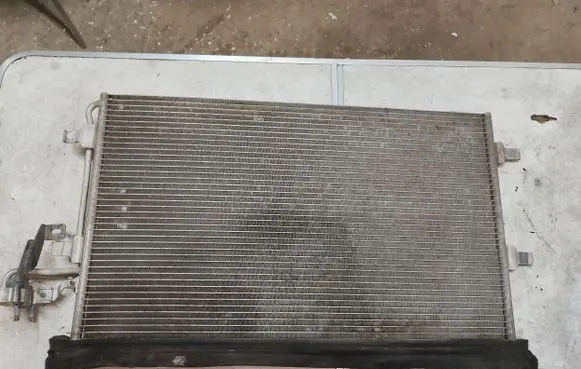 Volvo V50 A/C cooling radiator (condenser)