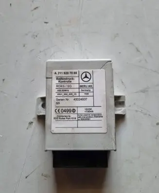 Mercedes-Benz CLS C219 Tire pressure control unit A2118207085 40024937