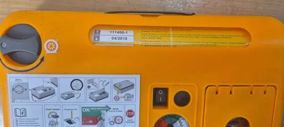 Citroen C3 Tire air pump compressor 