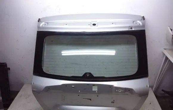 Dodge Caliber Tailgate/trunk/boot lid 1B3H3C8A17D573423