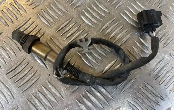 Mercedes-Benz S W221 Lambda probe sensor A0045420818 0258006747