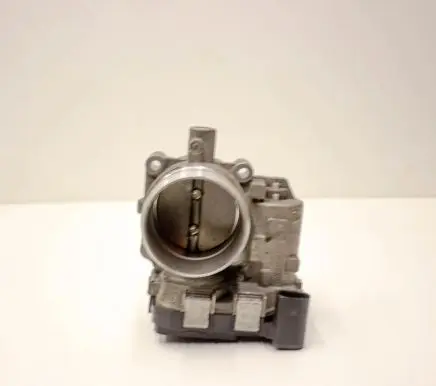 Volkswagen Tiguan Throttle valve 03C133062AA