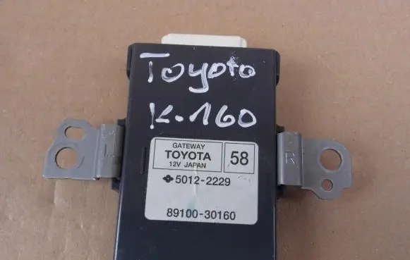 Lexus RC Gateway control module 8910030160