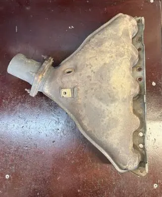 Volkswagen Jetta V Exhaust manifold 07K253031