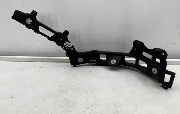 Opel Zafira B Rear bumper mounting bracket 13125043