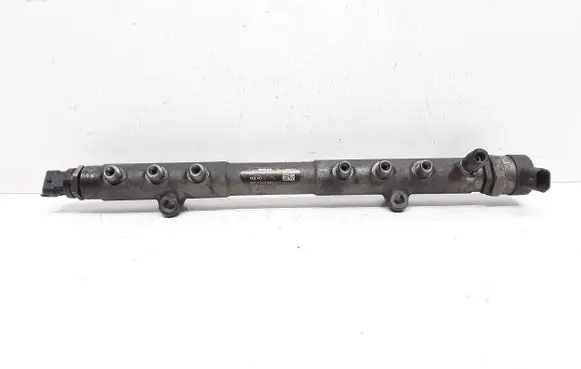 Volvo XC90 Fuel main line pipe 30777554 30777576 0445215023