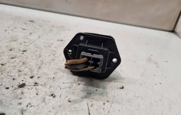KIA Carens II Heater blower motor/fan resistor FET6H24