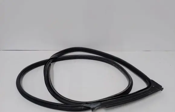 Front door rubber seal