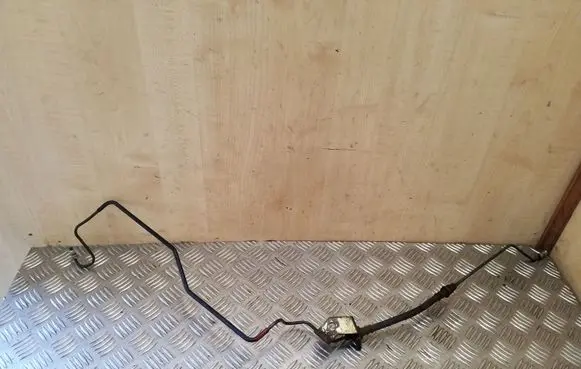 Volvo S40, V40 Clutch pipe/line 