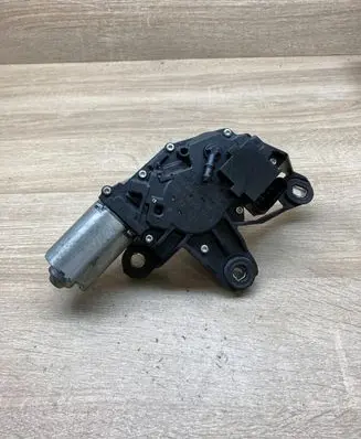 Volkswagen Touran I Rear window wiper motor 1T0955711A