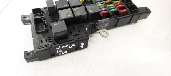 Volvo S80 Fuse box set 518828108 30728008