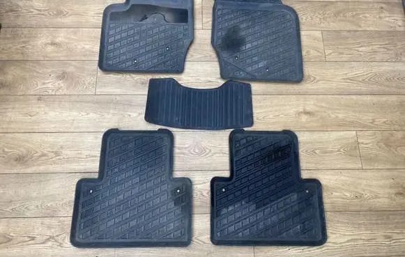 Volvo XC90 Car floor mat set 8698873