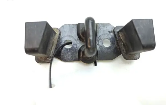 Ford Mondeo MK V Trunk lock loop 