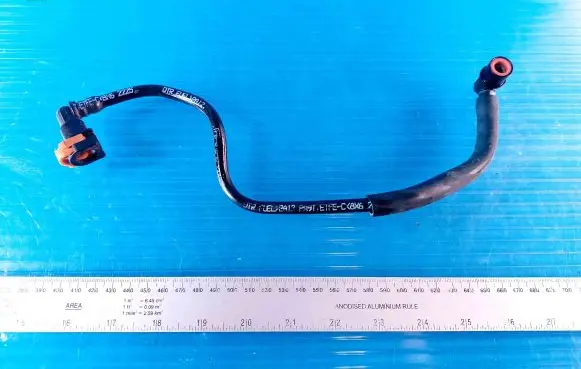 Toyota Sienna XL40 IV Fuel line pipe 2225 PA12
