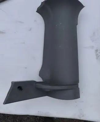 (D)pillar trim (top)